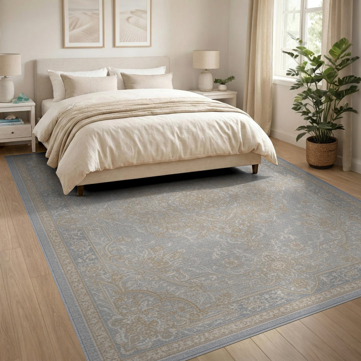 Grey Traditional Persian Grey Persian Medallion Area Rug