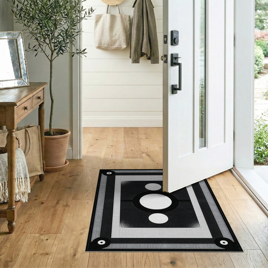 Black White Geometric Circle Area Rug