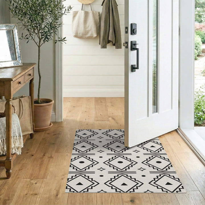 Black White Geometric Tribal Area Rug