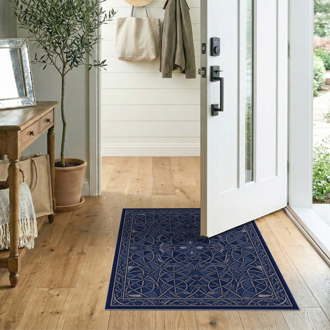 Blue and Teal Circle Blue Geometric Circle Area Rug
