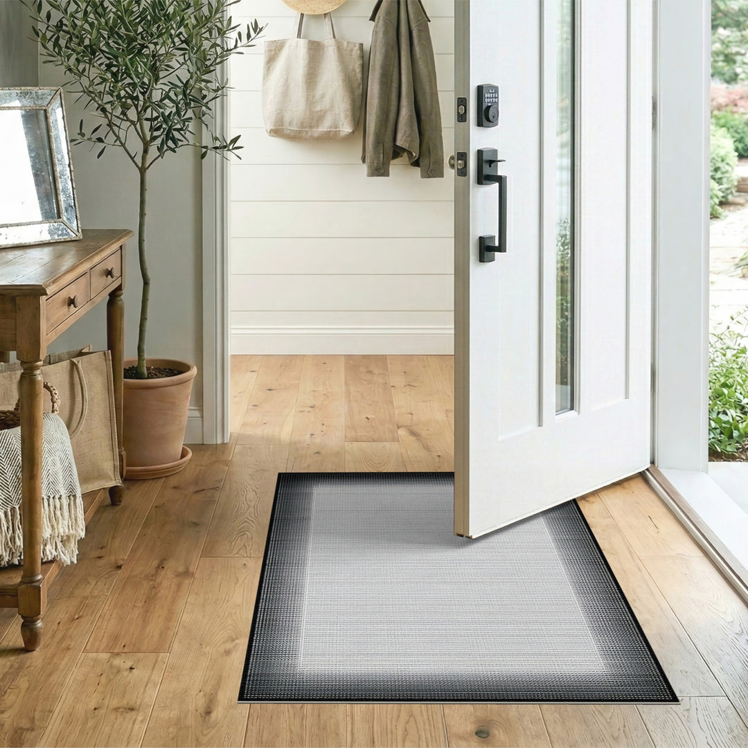 Black White Geometric Area Rug