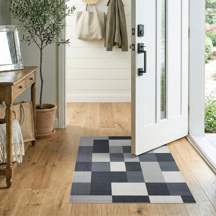Black White Geometric Area Rug
