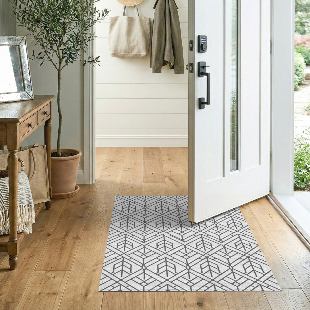 Black White Geometric Lattice Area Rug