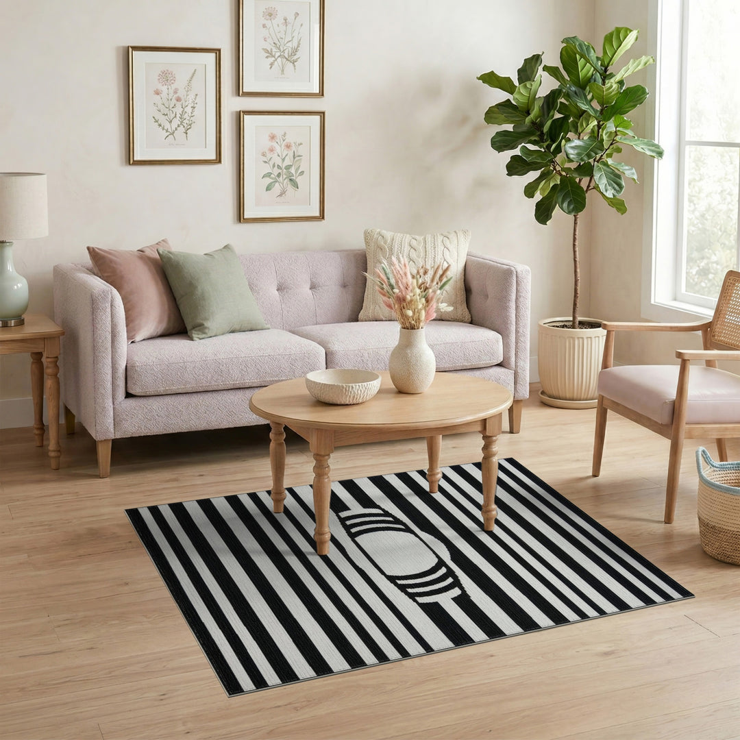 Black White Geometric Area Rug
