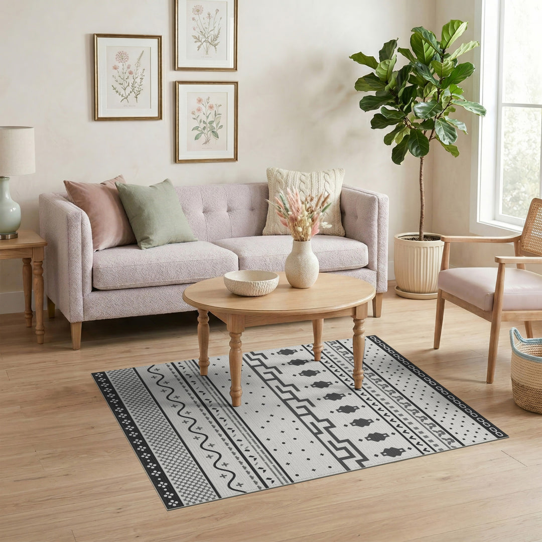 Black White Geometric Area Rug
